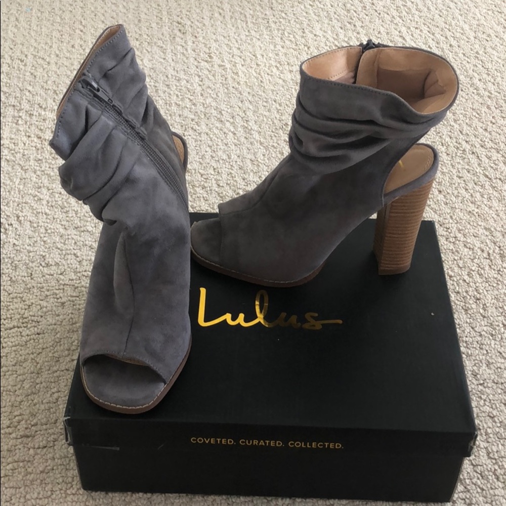 Lulu’s grey peep toe booties